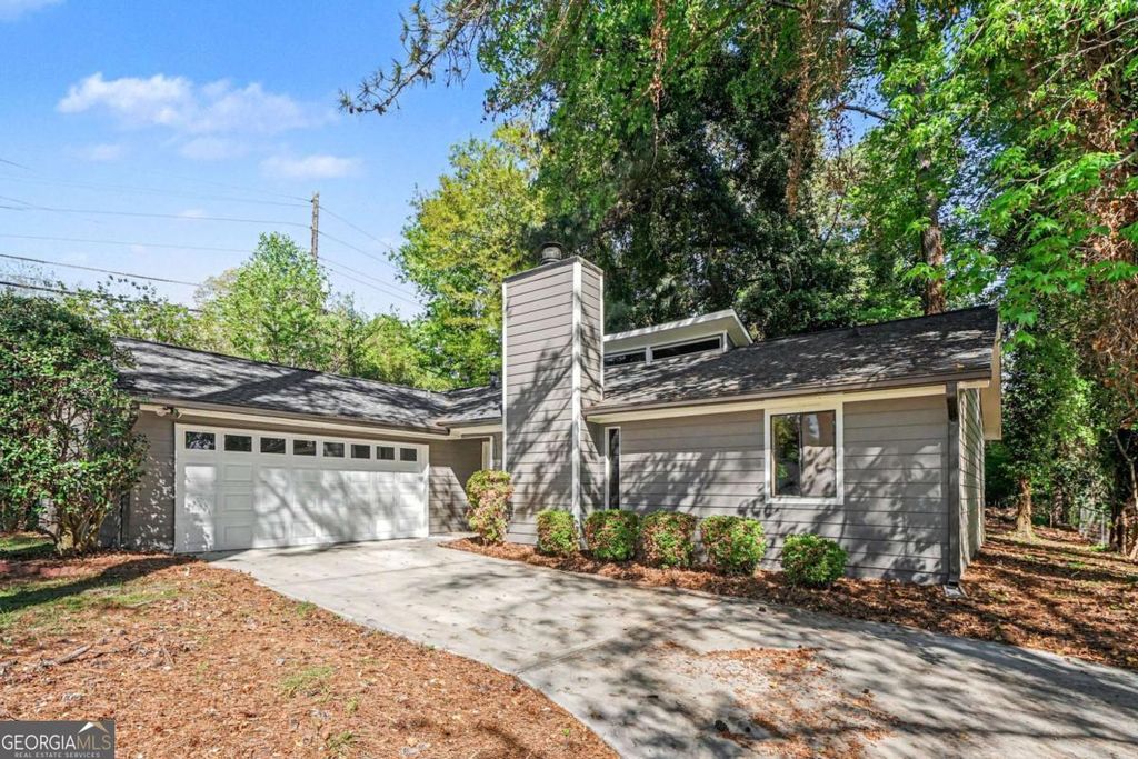 4105 Cumberland Drive, Snellville, GA 30039