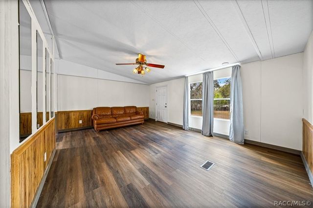 2211 N Croft Avenue, Hernando, FL 34442