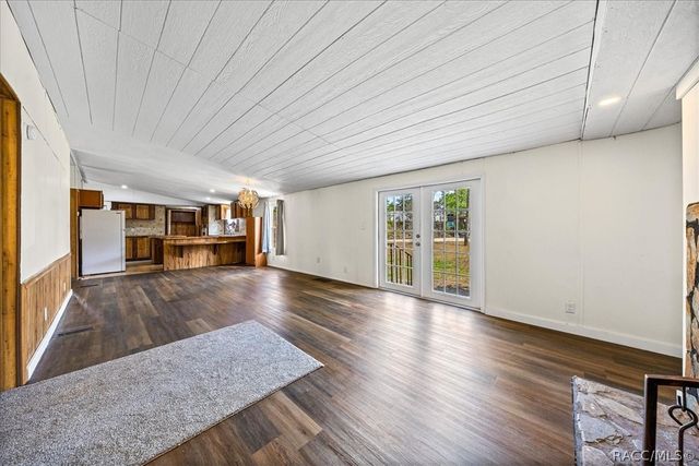 2211 N Croft Avenue, Hernando, FL 34442