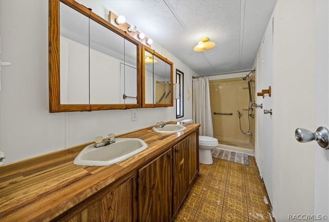 2211 N Croft Avenue, Hernando, FL 34442