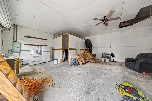 2211 N Croft Avenue, Hernando, FL 34442