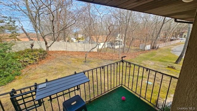 18 Cedar Court 18, Selden, NY 11784