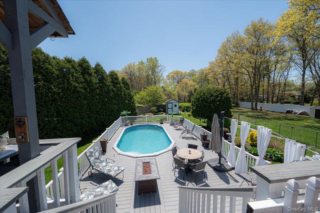 188 Geneva Street, Bay Shore, NY 11706