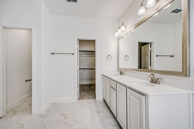 4047 Bedford Drive, Crandall, TX 75114