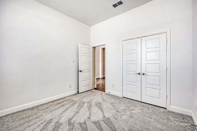 4047 Bedford Drive, Crandall, TX 75114