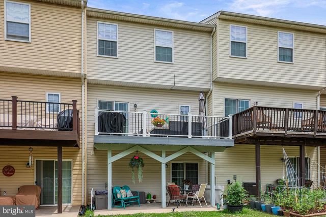 4153 TRABERT CT, Dover, PA 17315