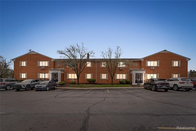 801 Plate Street 201, Rochester, MI 48307