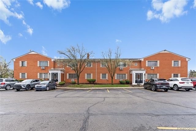 801 Plate Street 201, Rochester, MI 48307