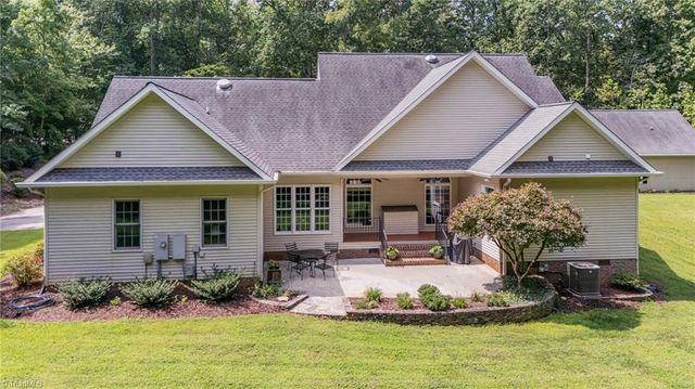 206 Deacon Way, Mocksville, NC 27028