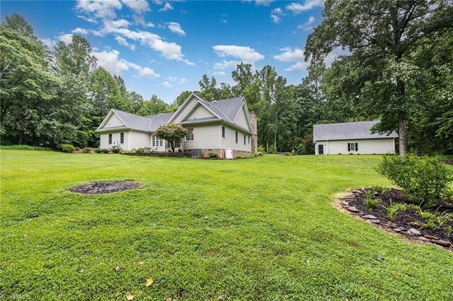 206 Deacon Way, Mocksville, NC 27028