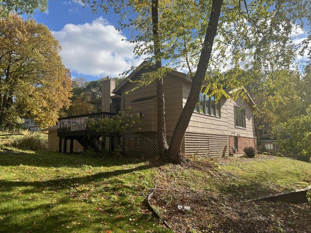 703 Northern Hills Drive NE, Rochester, MN 55906