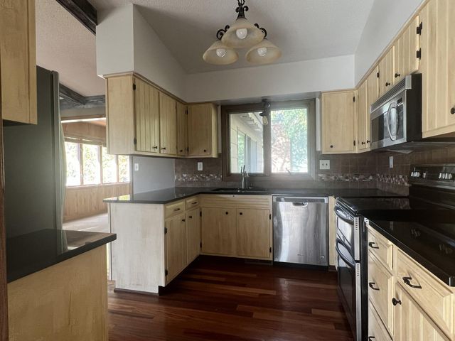 703 Northern Hills Drive NE, Rochester, MN 55906