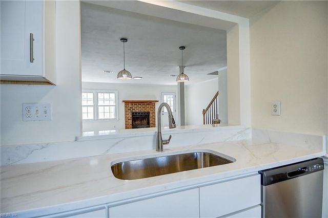 1624 Sword Dancer DR, Virginia Beach, VA 23454