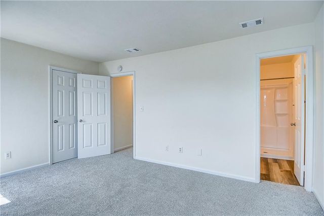 1624 Sword Dancer DR, Virginia Beach, VA 23454