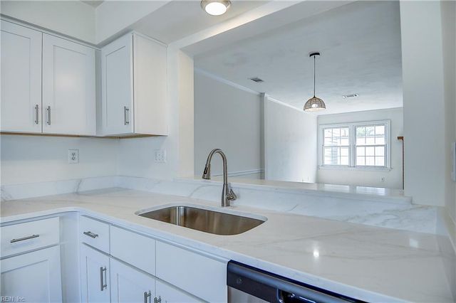 1624 Sword Dancer DR, Virginia Beach, VA 23454