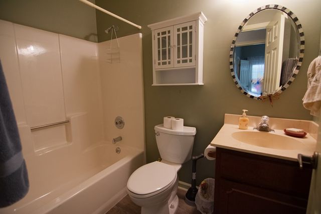 4200 Bridgecrest Drive # E4, Phenix City, AL 36867