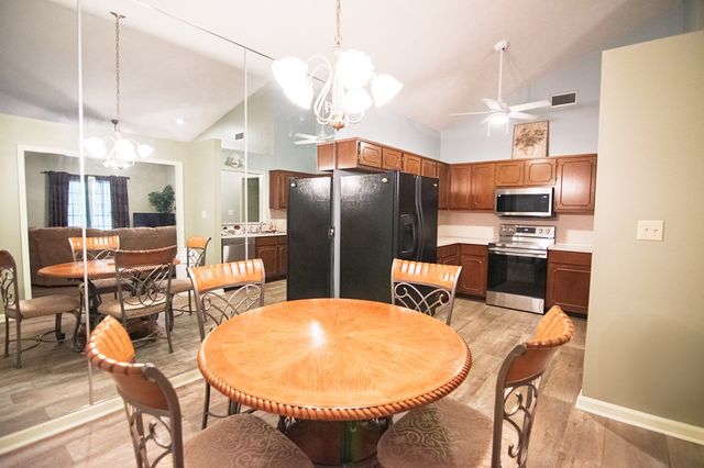 4200 Bridgecrest Drive # E4, Phenix City, AL 36867
