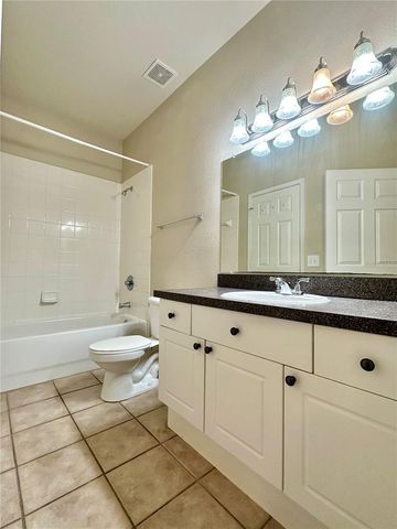 2249 PORTOFINO PLACE 2221, Palm Harbor, FL 34683