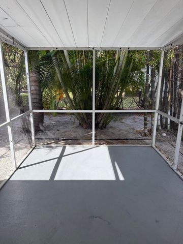 6575 NE 7th Avenue, Boca Raton, FL 33487