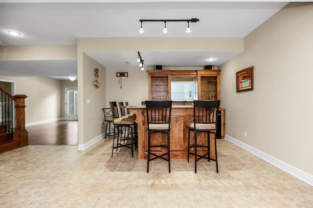 2004 NE 197th Court, Smithville, MO 64089