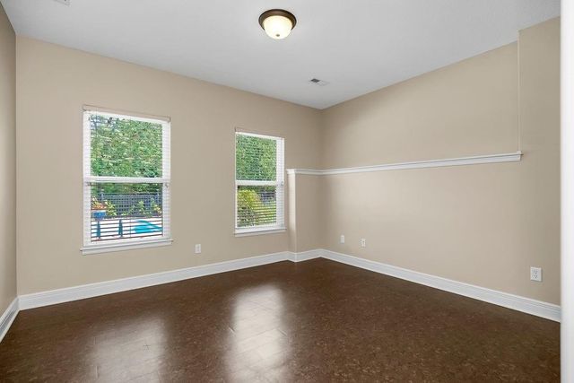 2004 NE 197th Court, Smithville, MO 64089