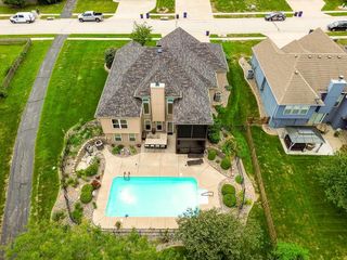 2004 NE 197th Court, Smithville, MO 64089