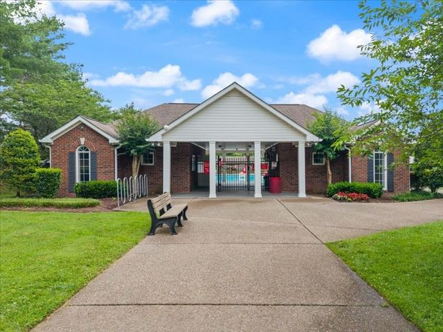 5149 Traceway Dr, Nashville, TN 37221