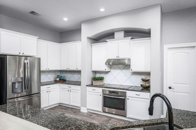 1433 HAVENWOOD BLVD, New Braunfels, TX 78132