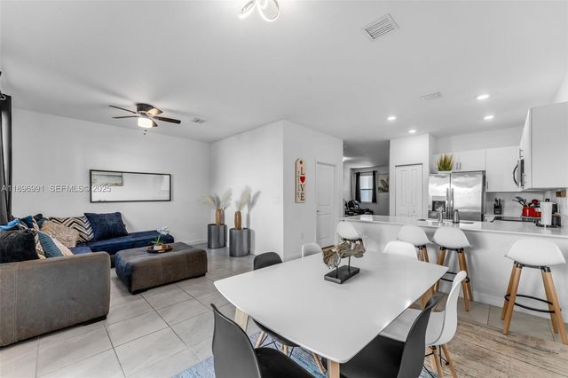 2659 SE 11th Street, Homestead, FL 33035