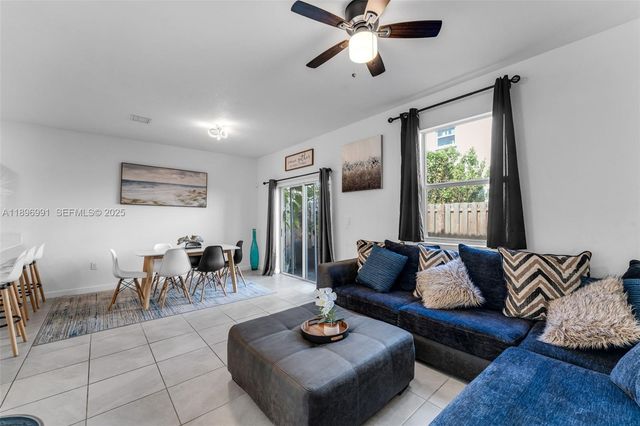 2659 SE 11th Street, Homestead, FL 33035