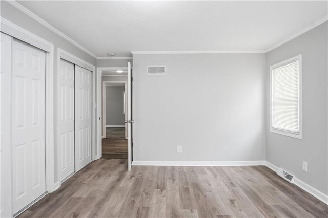 9622 Linwood Boulevard, Independence, MO 64052