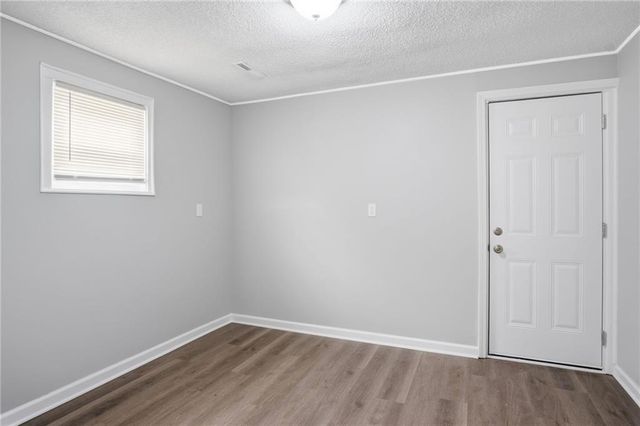 9622 Linwood Boulevard, Independence, MO 64052