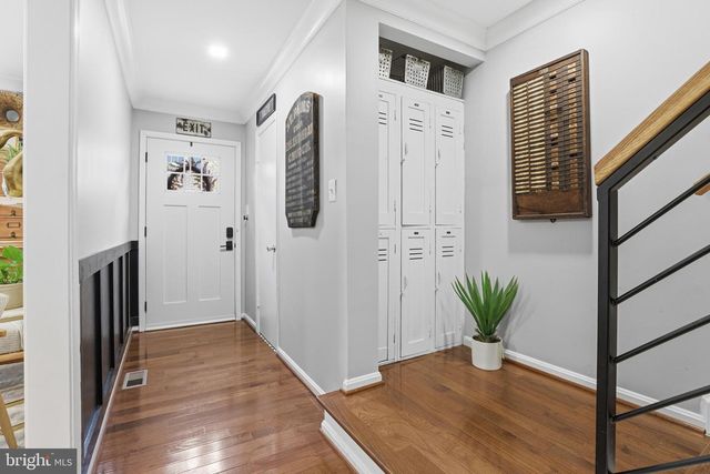 661 N ARMISTEAD ST, Alexandria, VA 22312