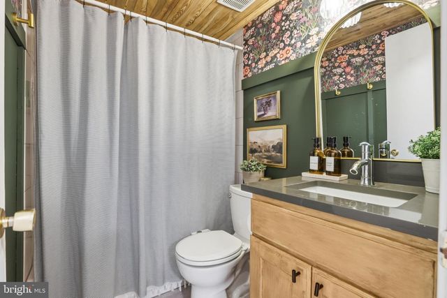 661 N ARMISTEAD ST, Alexandria, VA 22312