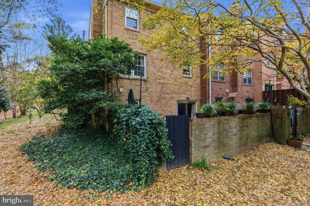 661 N ARMISTEAD ST, Alexandria, VA 22312