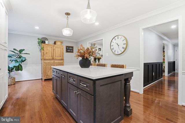 661 N ARMISTEAD ST, Alexandria, VA 22312