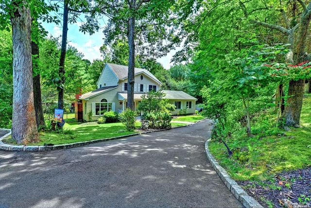 150 N Woods Drive, Wading River, NY 11792