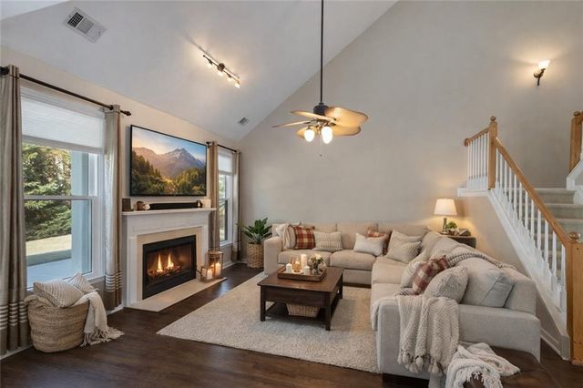 1513 Monarch Drive, Marietta, GA 30062