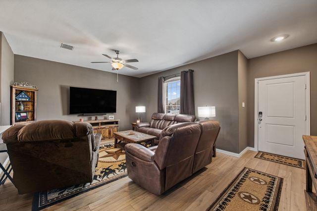 1810 Memorable Moment Drive, Crandall, TX 75114