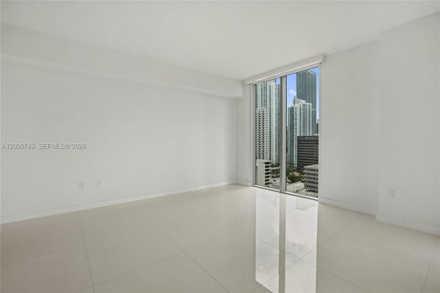 31 SE 6 St 2201, Miami, FL 33131