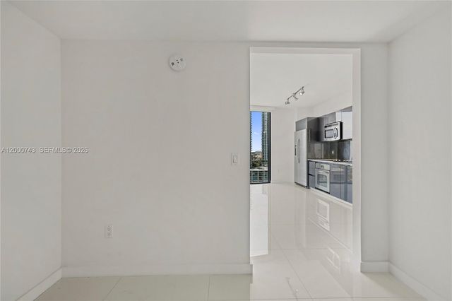 31 SE 6 St 2201, Miami, FL 33131