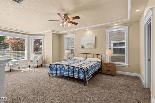 928 Buck Point Street, Central Point, OR 97502
