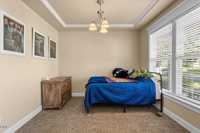 928 Buck Point Street, Central Point, OR 97502