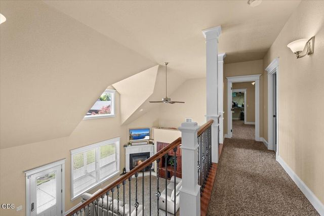 928 Buck Point Street, Central Point, OR 97502