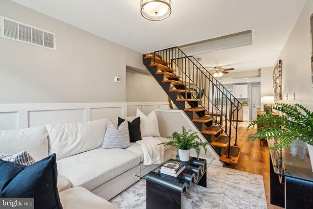 1229 DAY STREET, Philadelphia, PA 19125
