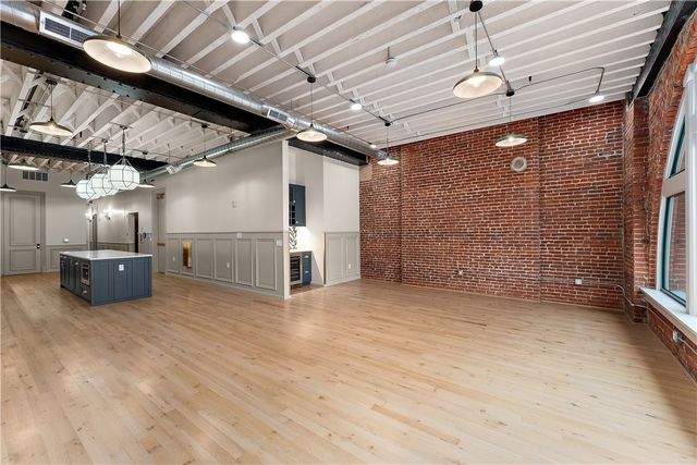 915 Liberty Avenue 701, Downtown Pgh, PA 15222
