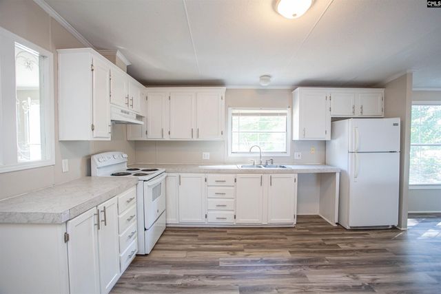 2136 Ridgeway Road, Lugoff, SC 29078