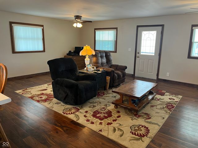 1216 N Cherry Street, Rushville, IN 46173