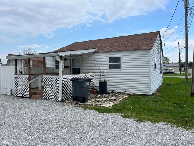 1216 N Cherry Street, Rushville, IN 46173