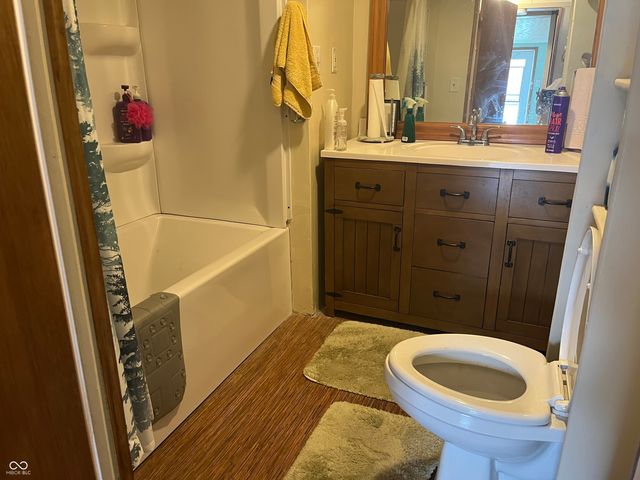 1216 N Cherry Street, Rushville, IN 46173